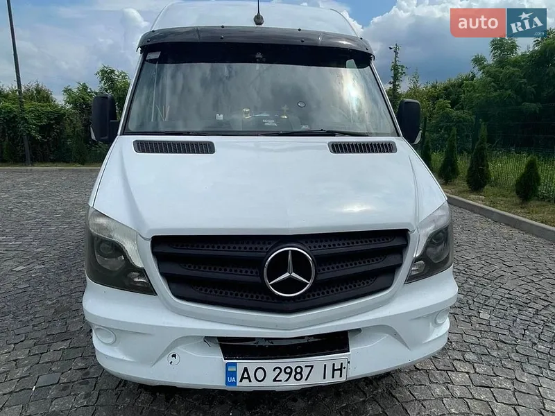 Mercedes-Benz Sprinter