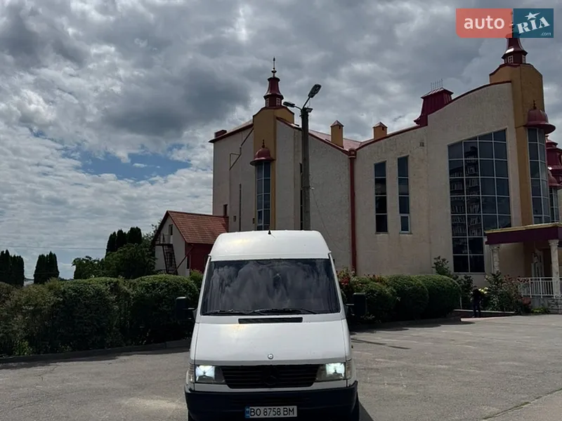 Mercedes-Benz Sprinter