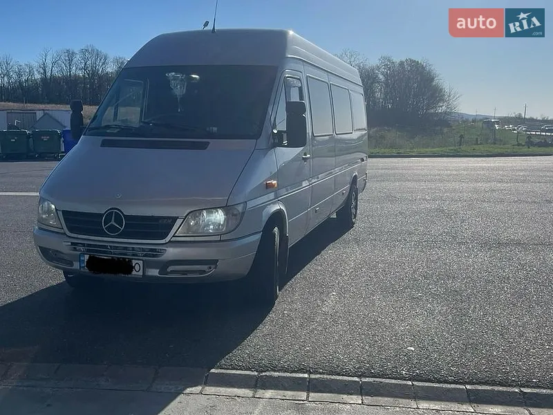 Mercedes-Benz Sprinter