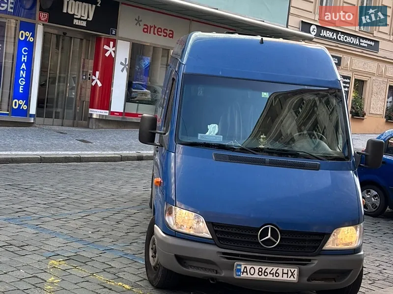 Mercedes-Benz Sprinter