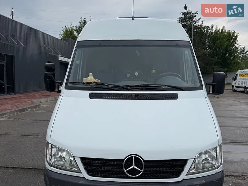 Mercedes-Benz Sprinter