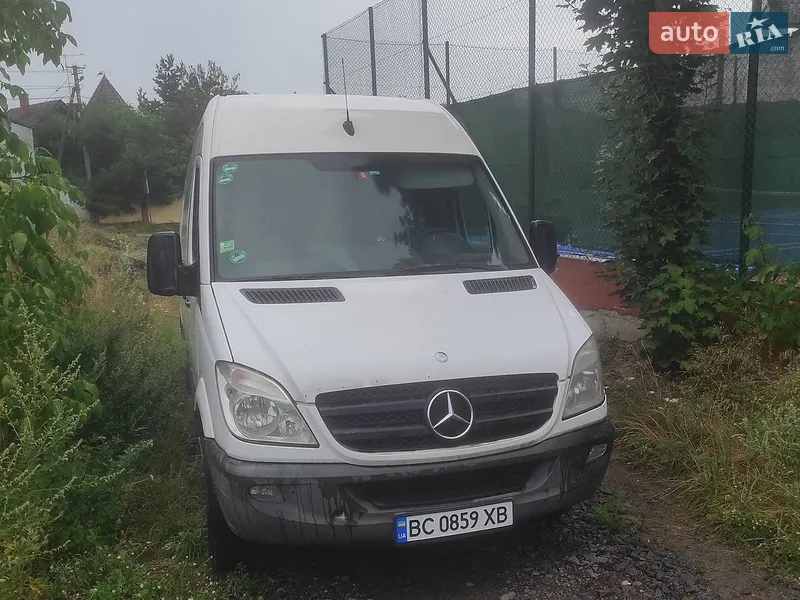 Mercedes-Benz Sprinter