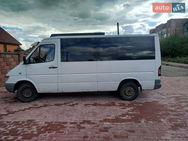 Mercedes-Benz Sprinter