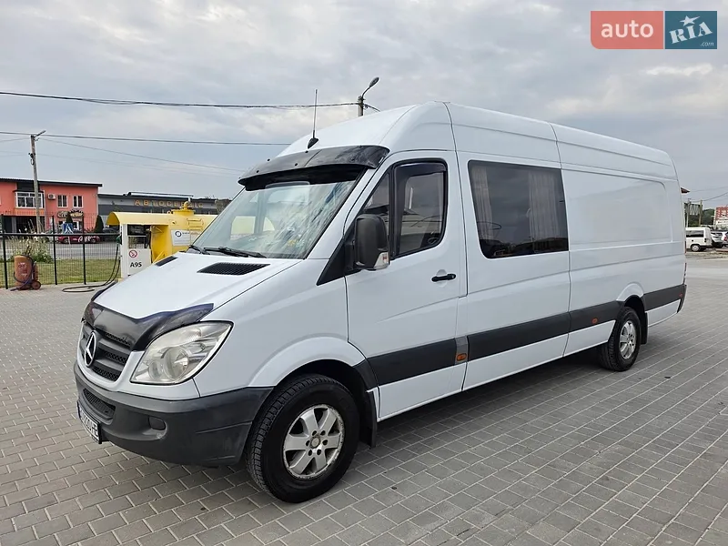 Mercedes-Benz Sprinter