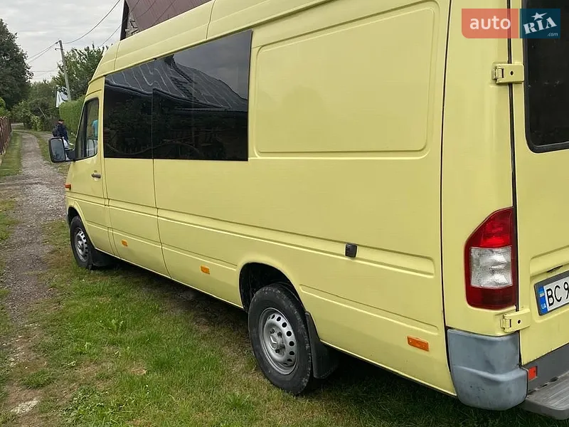 Mercedes-Benz Sprinter