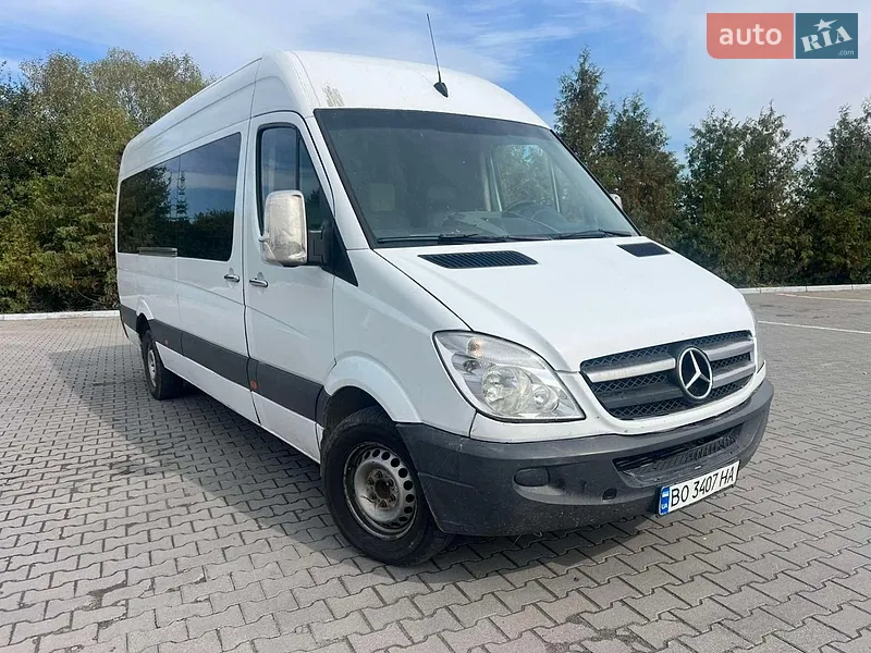 Mercedes-Benz Sprinter