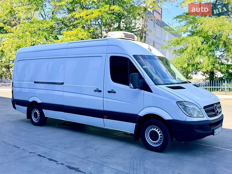 Mercedes-Benz Sprinter