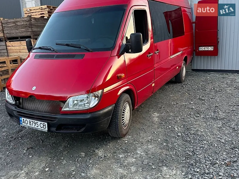 Mercedes-Benz Sprinter 2004