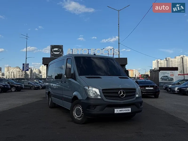 Mercedes-Benz Sprinter