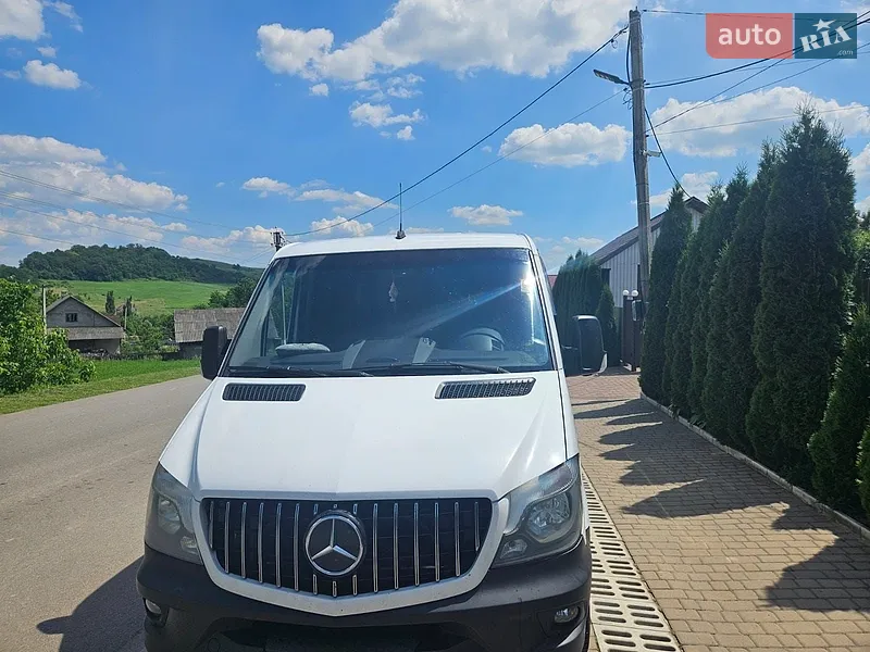 Mercedes-Benz Sprinter