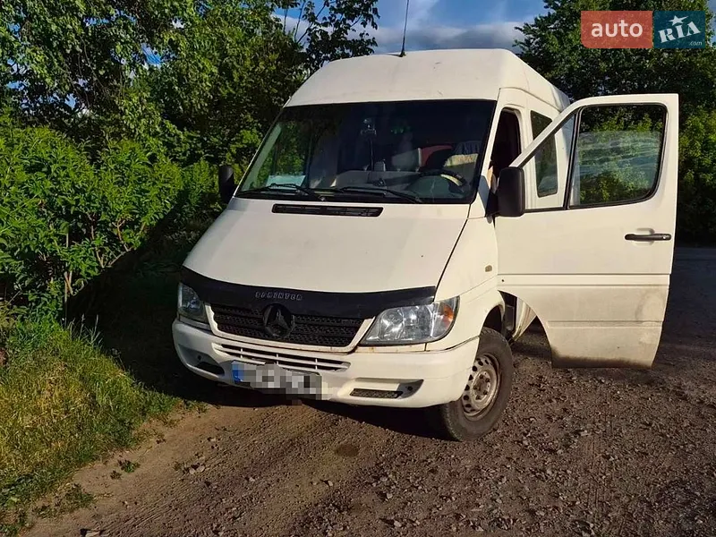 Mercedes-Benz Sprinter