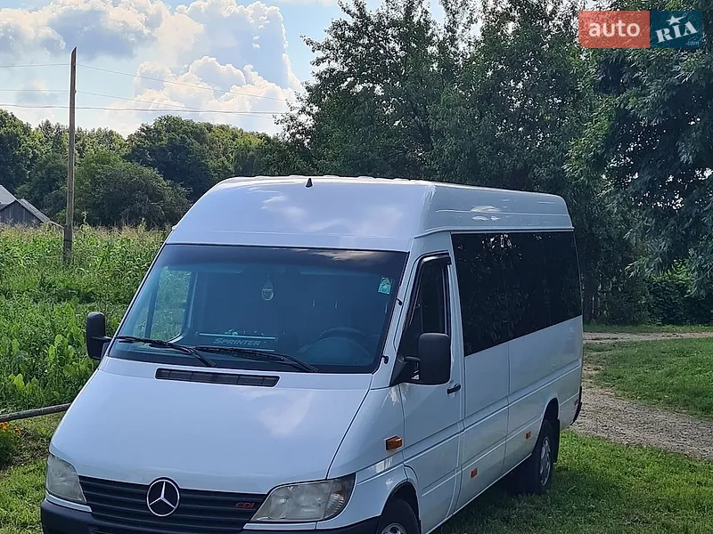 Mercedes-Benz Sprinter
