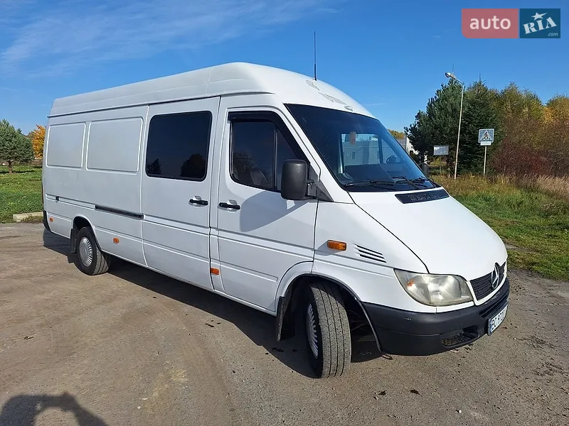 Mercedes-Benz Sprinter