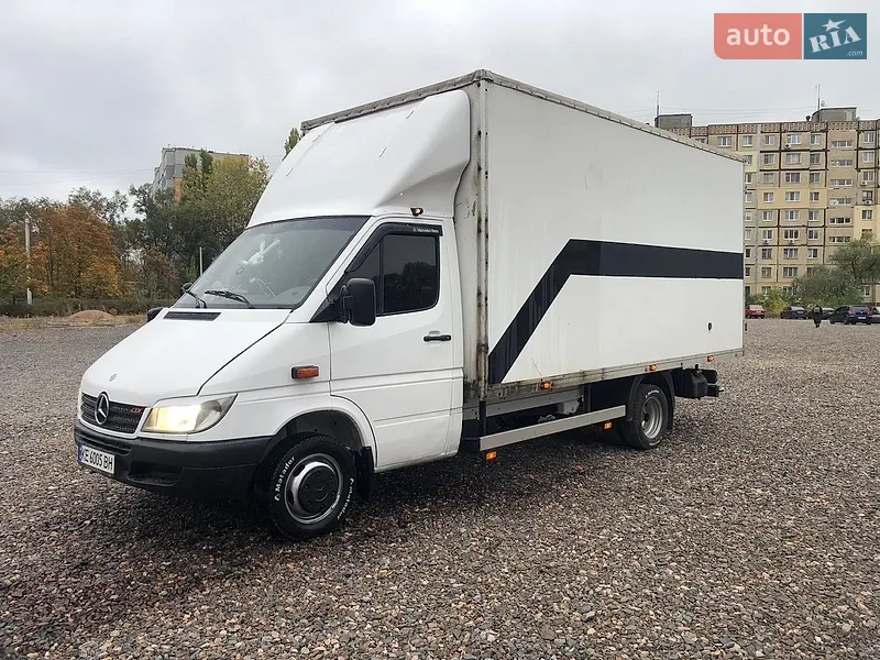 Mercedes-Benz Sprinter
