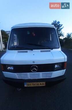 Mercedes-Benz T1  1994