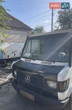 Mercedes-Benz T1  1987