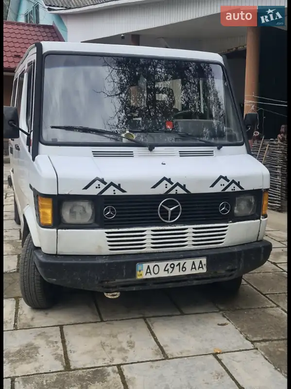 Mercedes-Benz T1