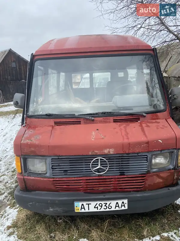Mercedes-Benz T1