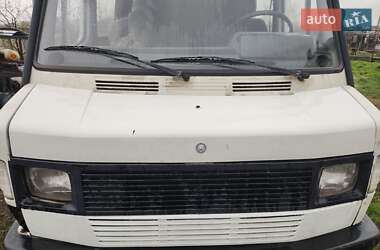 Mercedes-Benz T1  1994