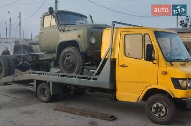 Mercedes-Benz T1  1991