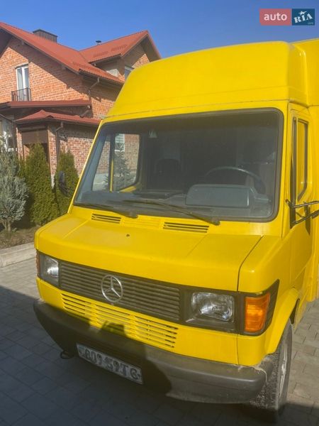 Грузовой фургон Mercedes-Benz T1