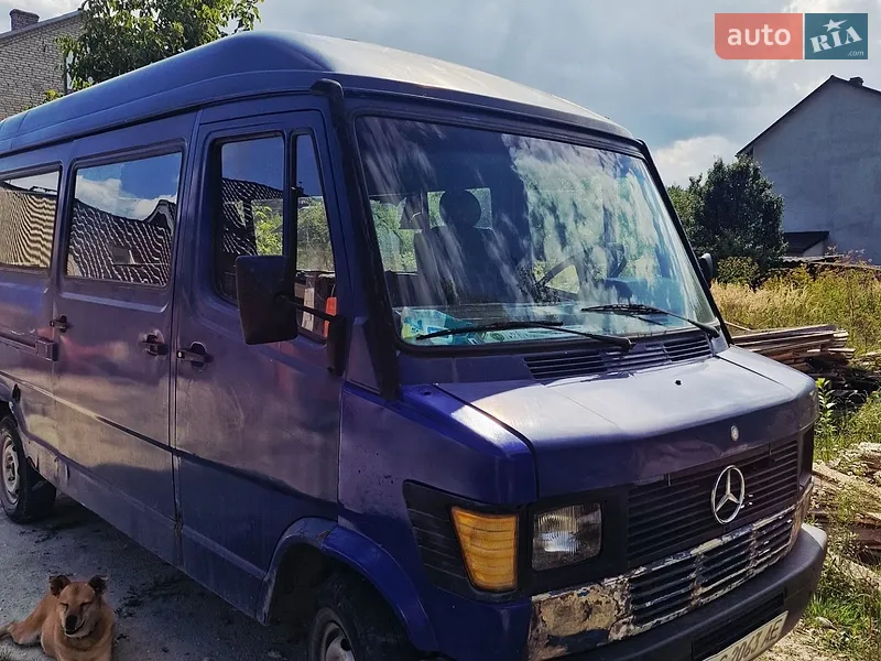 Mercedes-Benz T1 1992