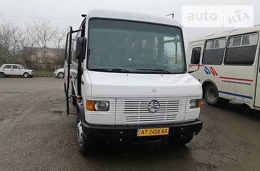 Mercedes-Benz T2  1990