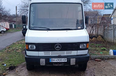 Mercedes-Benz T2 1995