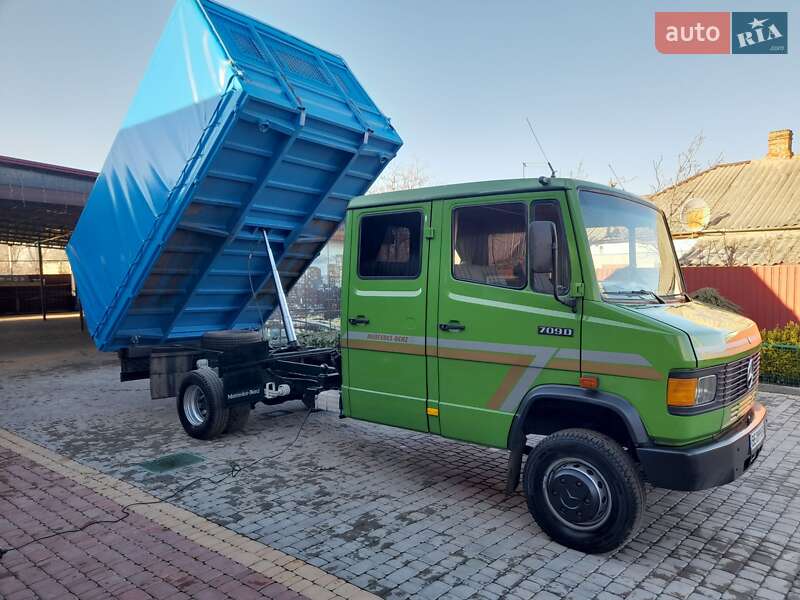 Самосвал Mercedes-Benz T2