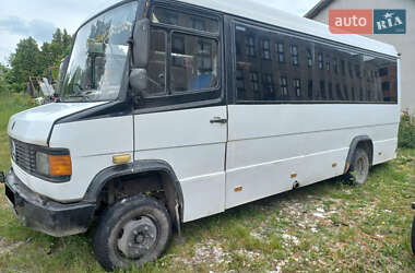 Mercedes-Benz T2  1996