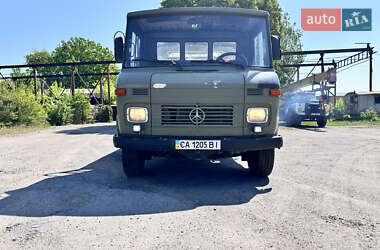 Mercedes-Benz T2 1975