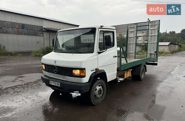 Mercedes-Benz T2  1990