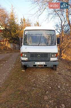 Mercedes-Benz T2  1993