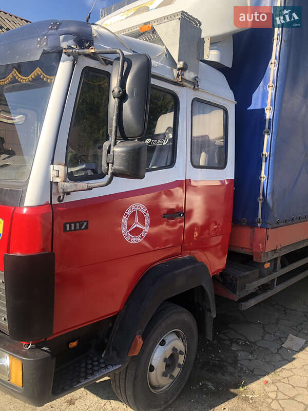 Тентований Mercedes-Benz T2