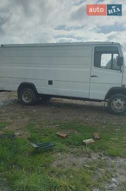 Mercedes-Benz T2  1996