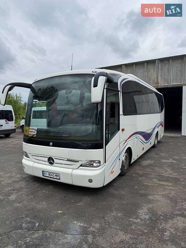 Автобуси Mercedes-Benz Tourino