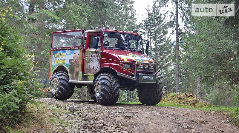 Грузовики Mercedes-Benz Unimog