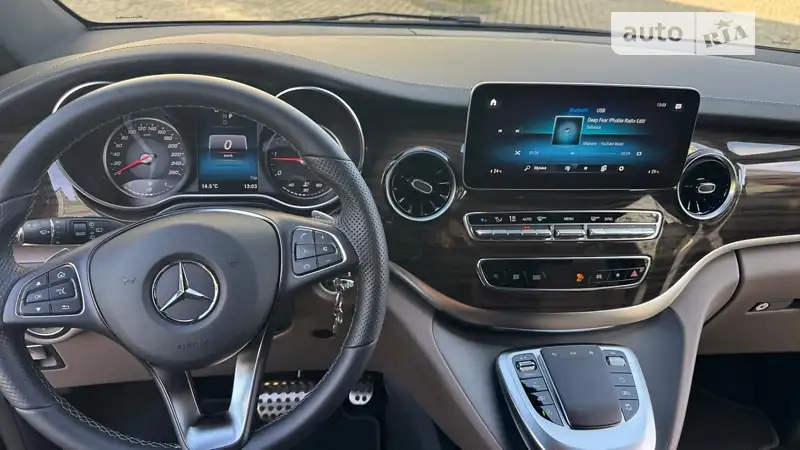 Mercedes-Benz V-Class