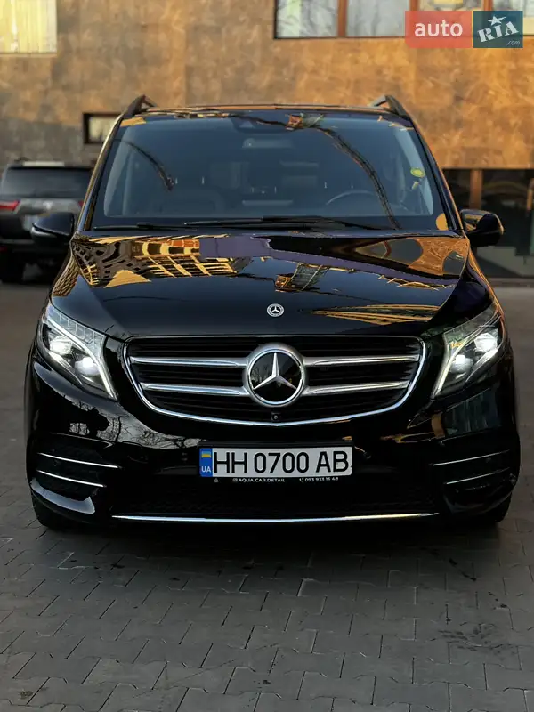 Mercedes-Benz V-Class