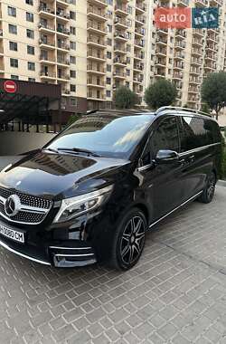Mercedes-Benz V-Class  2017