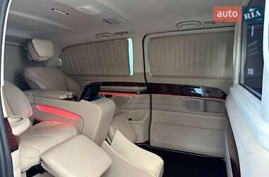 Mercedes-Benz V-Class 2021