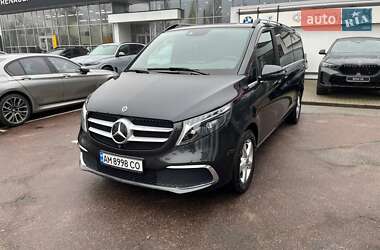 Mercedes-Benz V-Class  2023