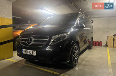 Mercedes-Benz V-Class 2016