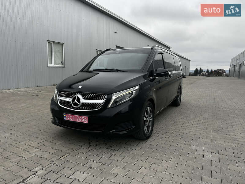 Mercedes-Benz V-Class