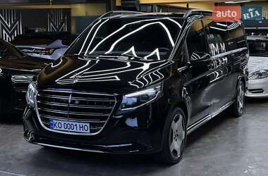 Mercedes-Benz V-Class 2025