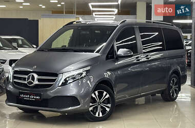 Mercedes-Benz V-Class  2022