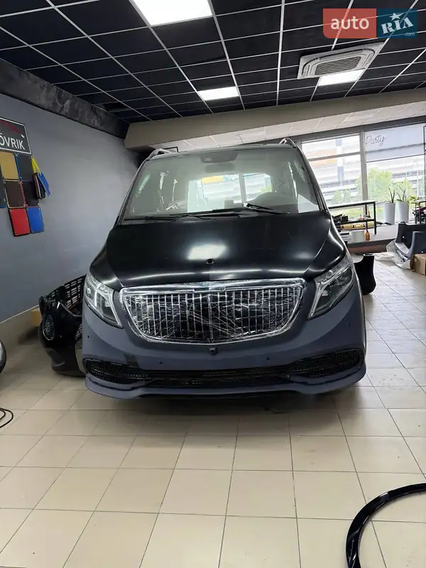 Mercedes-Benz V-Class 2015