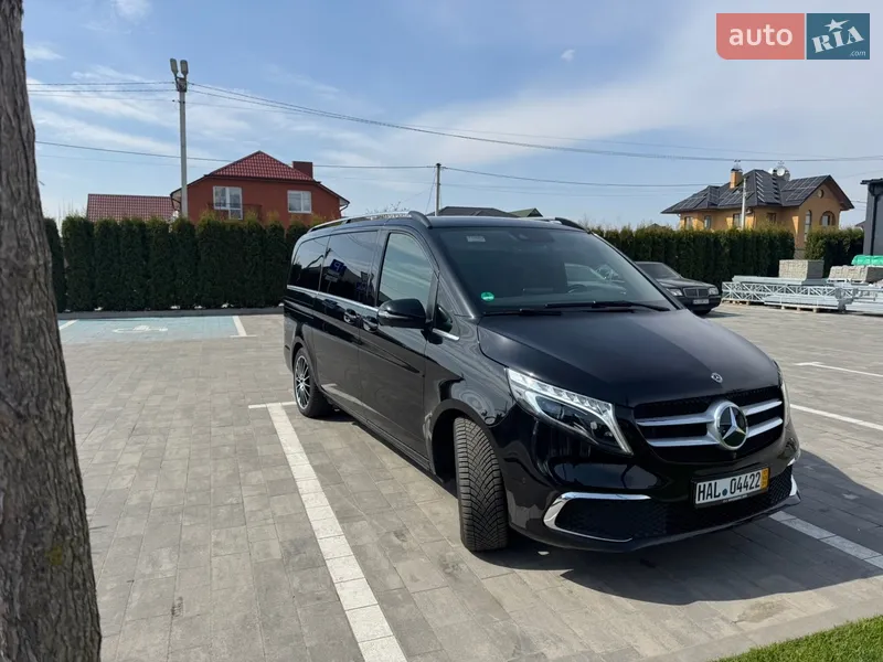 Mercedes-Benz V-Class