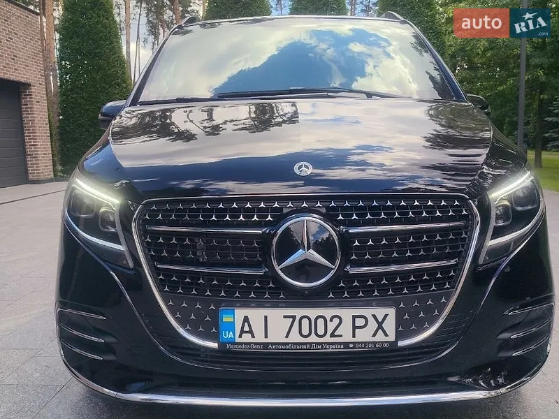 Mercedes-Benz V-Class