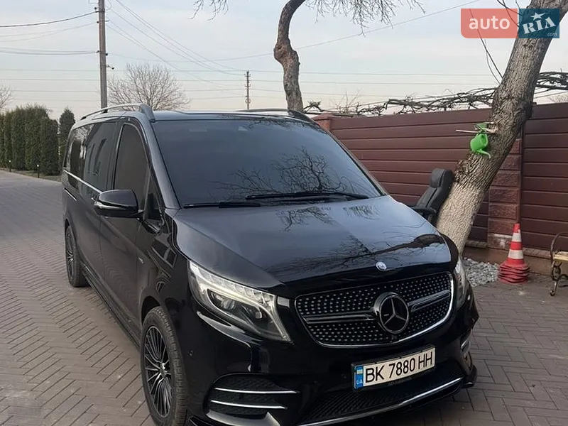 Mercedes-Benz V-Class 2016